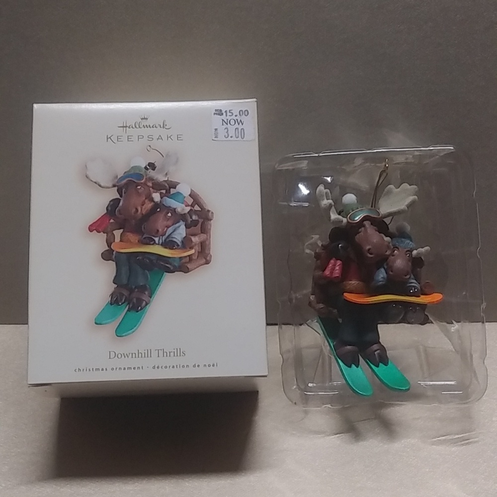 Hallmark 2007 “Downhill Thrills” Moose Ornament NIB